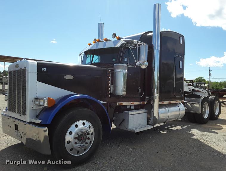 image for item DA6014 1996 Peterbilt 379 semi truck