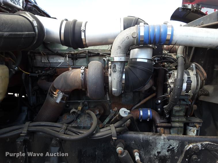 image for item DA6014 1996 Peterbilt 379 semi truck