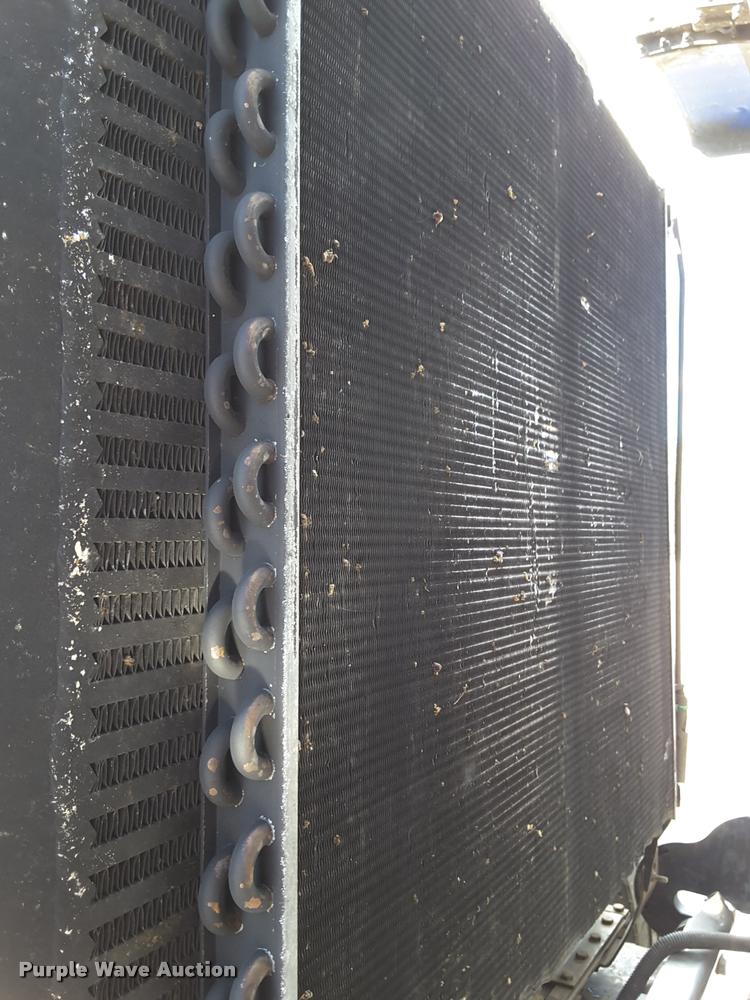 image for item DA6014 1996 Peterbilt 379 semi truck