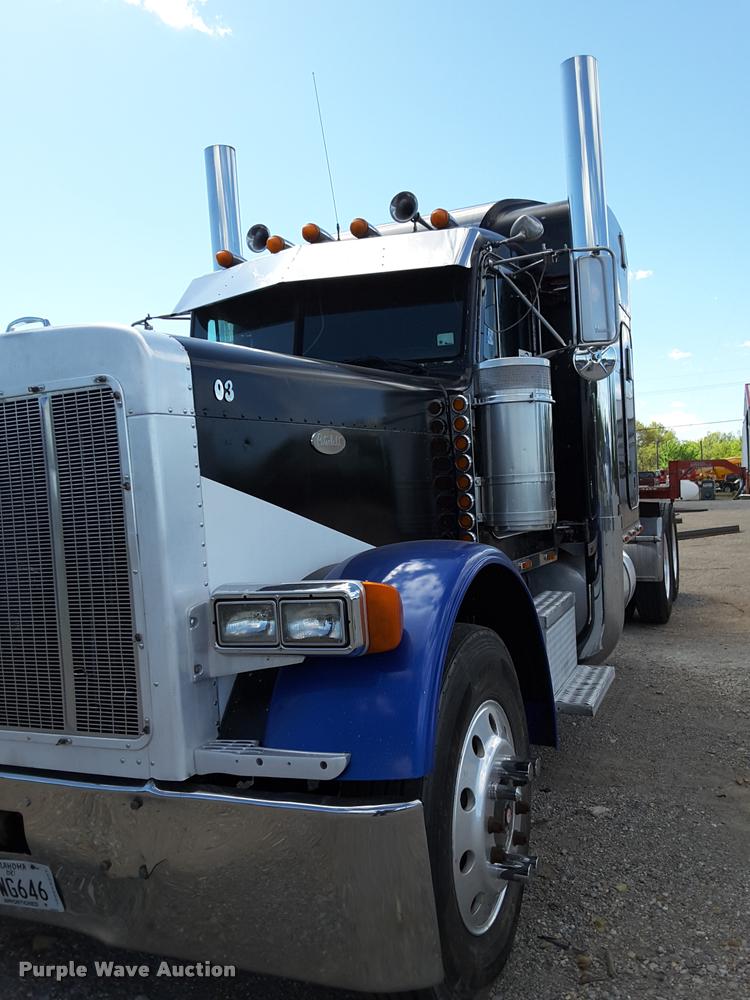 image for item DA6014 1996 Peterbilt 379 semi truck