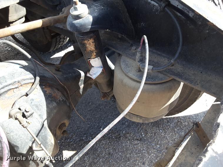 image for item DA6014 1996 Peterbilt 379 semi truck