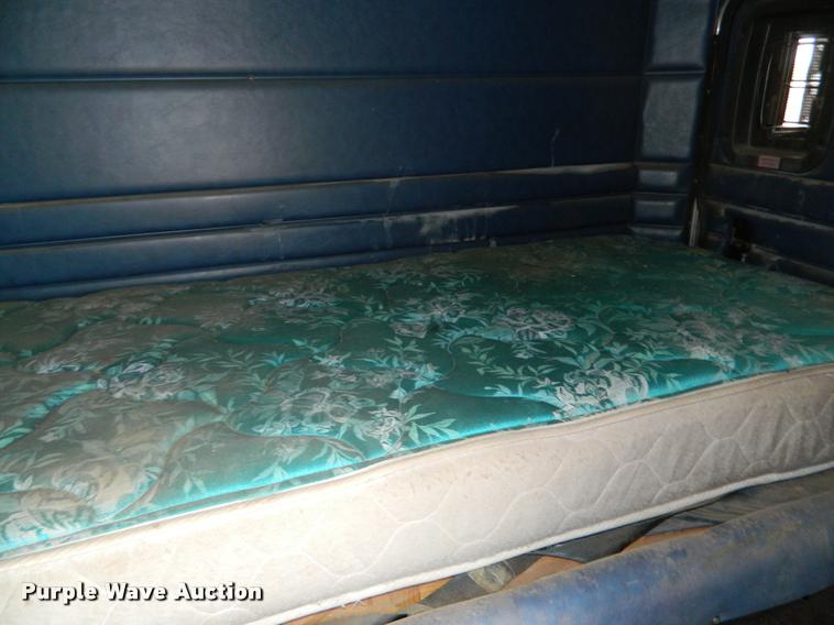 image for item DA9717 Sleeper