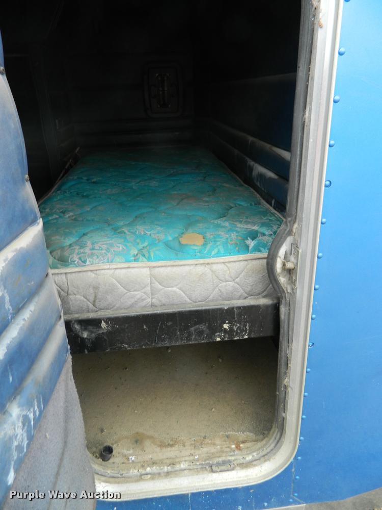 image for item DA9717 Sleeper