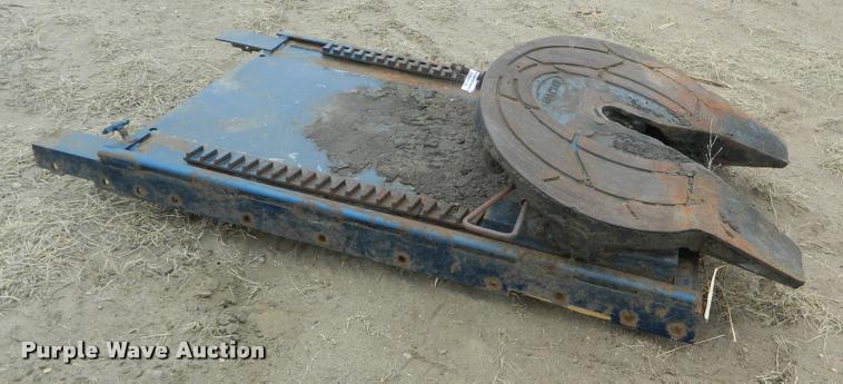 image for item DA9718 Holland air operated sliding fifth wheel receiver plate