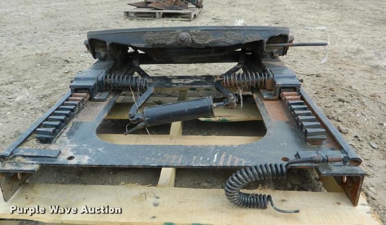 image for item DA9720 Air operated sliding fifth wheel receiver plate