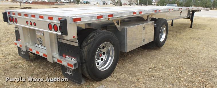 image for item DB1980 2016 Manac 10248B039 flatbed trailer