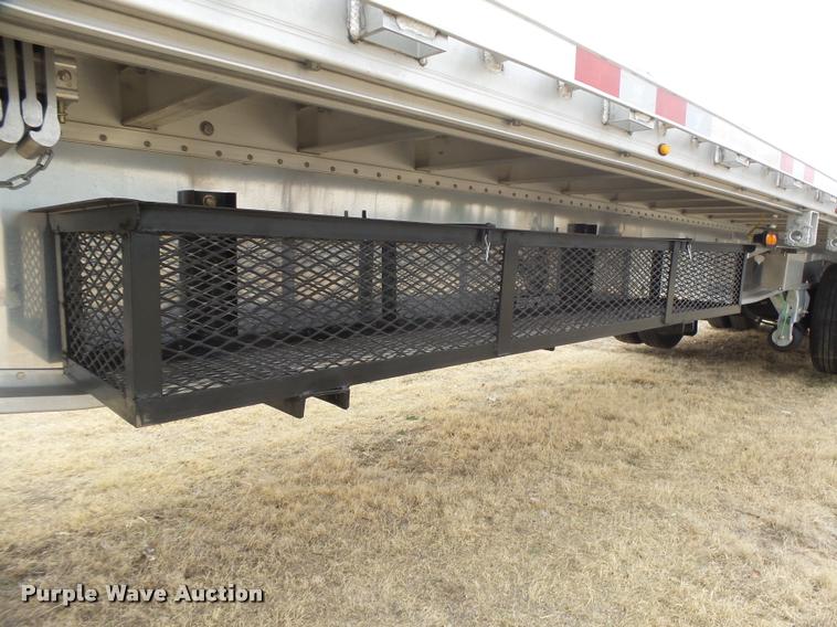 image for item DB1980 2016 Manac 10248B039 flatbed trailer