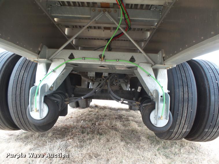 image for item DB1980 2016 Manac 10248B039 flatbed trailer