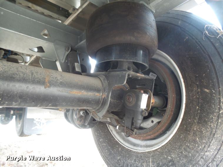 image for item DB1980 2016 Manac 10248B039 flatbed trailer