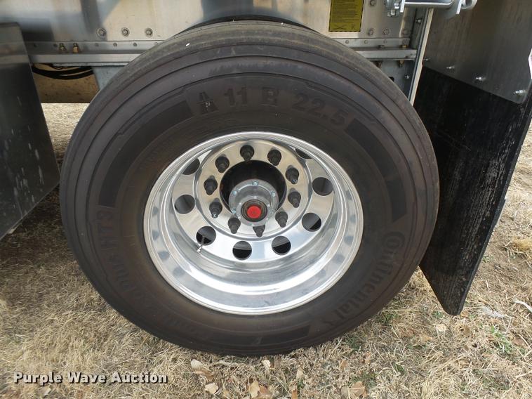 image for item DB1980 2016 Manac 10248B039 flatbed trailer