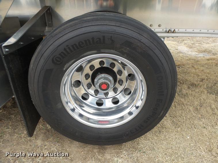 image for item DB1980 2016 Manac 10248B039 flatbed trailer