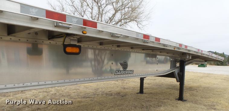 image for item DB1980 2016 Manac 10248B039 flatbed trailer