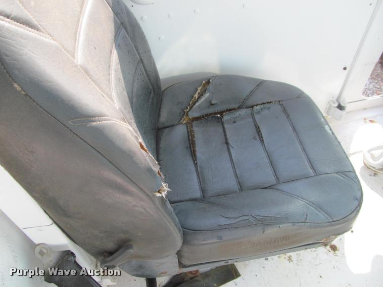 image for item J2600 Capacity J4000E yard truck