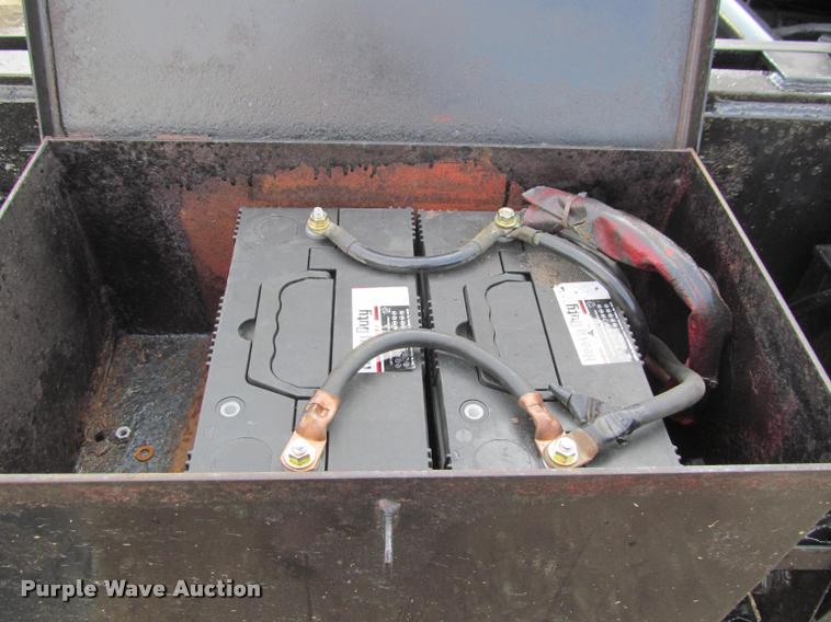 image for item J2600 Capacity J4000E yard truck