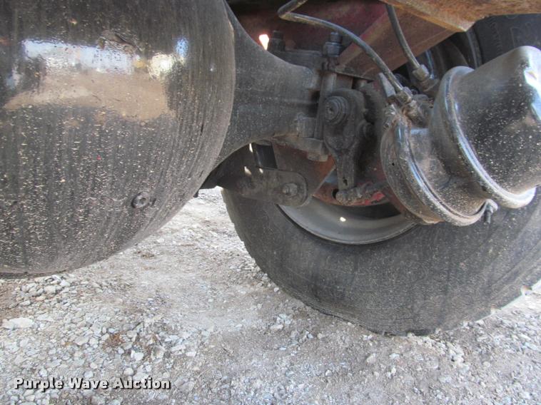 image for item J2600 Capacity J4000E yard truck