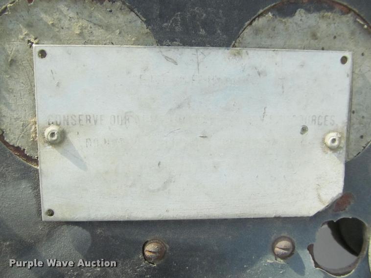 image for item J2600 Capacity J4000E yard truck