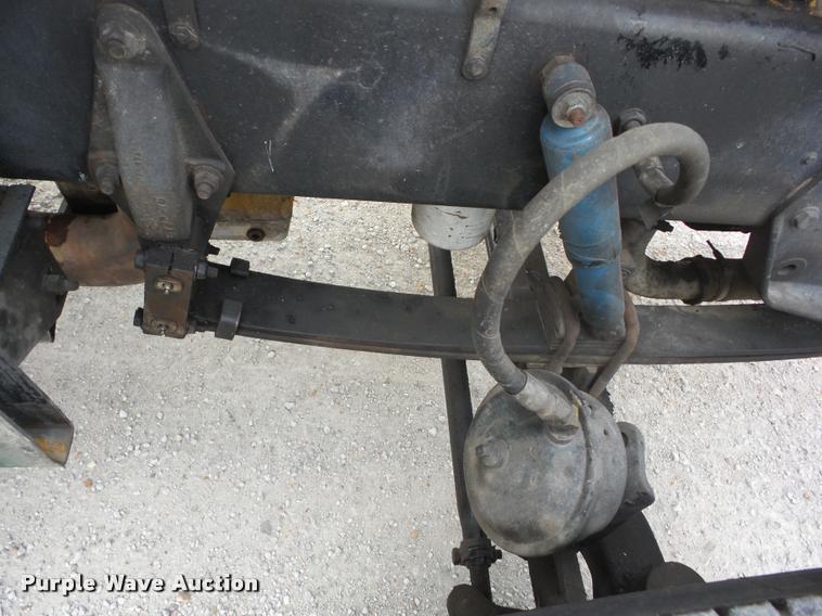 image for item J8662 1992 Peterbilt 379 wrecker truck