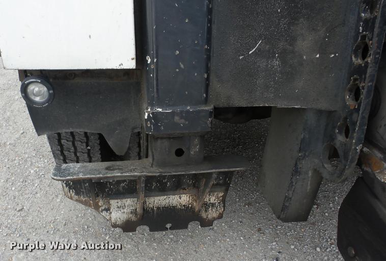 image for item J8662 1992 Peterbilt 379 wrecker truck