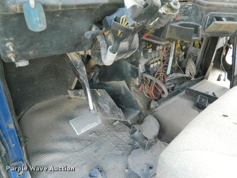 image for item K2694 1996 Freightliner FLD112 semi truck