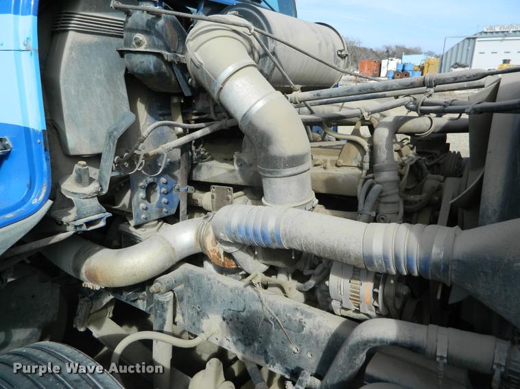 image for item K2694 1996 Freightliner FLD112 semi truck