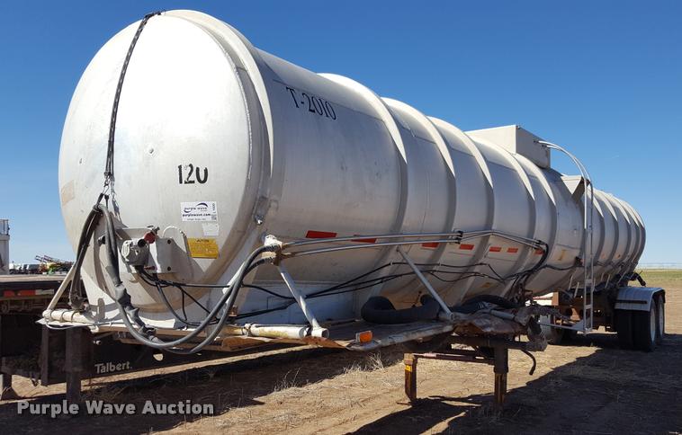 image for item L1600 1980 Fruehauf TAP-F2-W8000 tank trailer