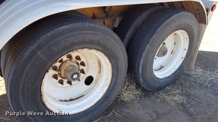 image for item L1600 1980 Fruehauf TAP-F2-W8000 tank trailer