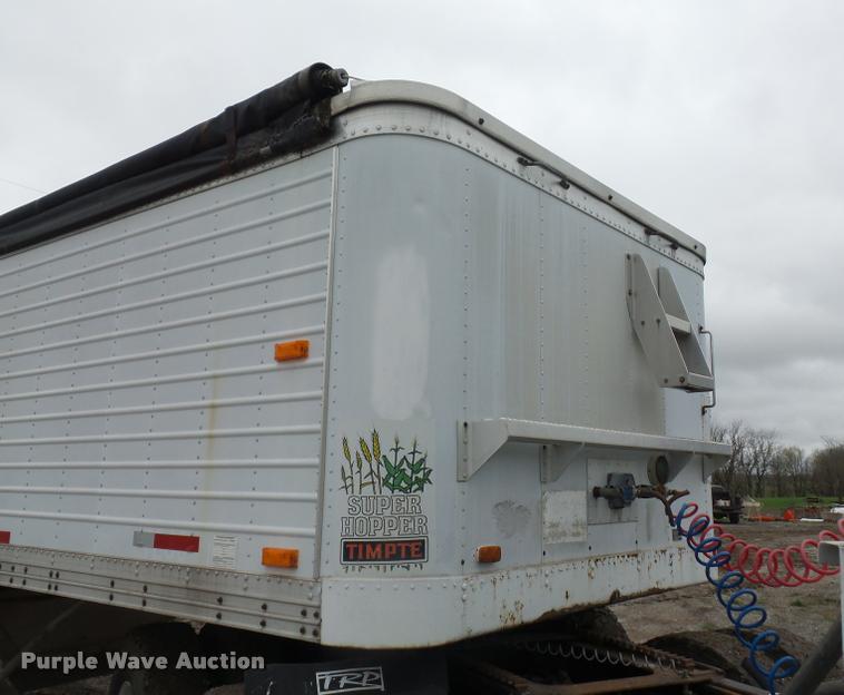 image for item L4660 1987 Timpte double hopper grain trailer