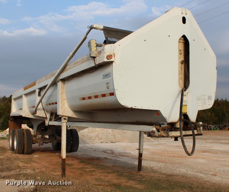 image for item L4955 2006 Clement Starlite 35 end dump trailer