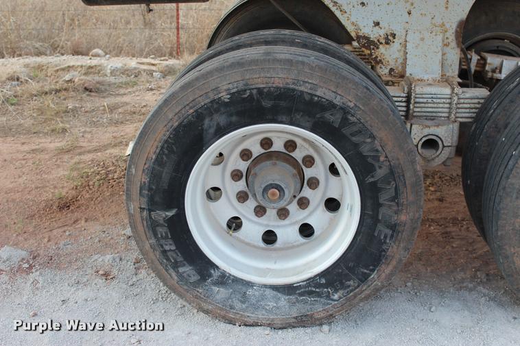 image for item L4955 2006 Clement Starlite 35 end dump trailer