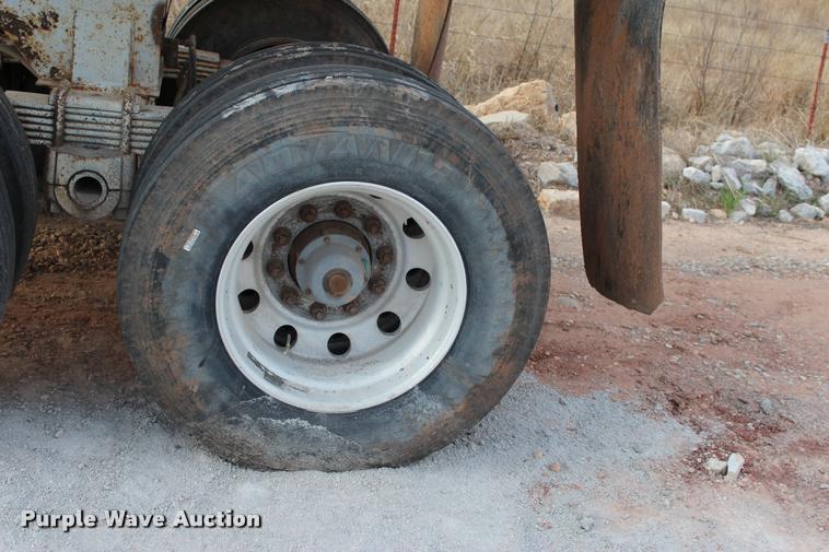 image for item L4955 2006 Clement Starlite 35 end dump trailer