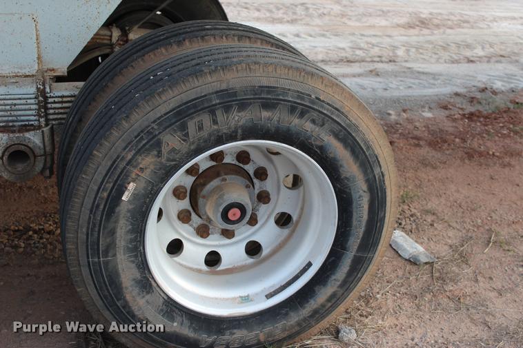 image for item L4955 2006 Clement Starlite 35 end dump trailer