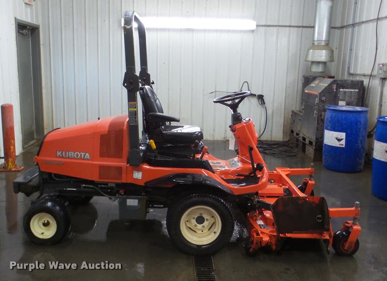image for item DA1775 Kubota F2680 lawn mower