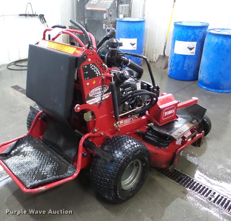 image for item DA1776 Toro Grandstand lawn mower