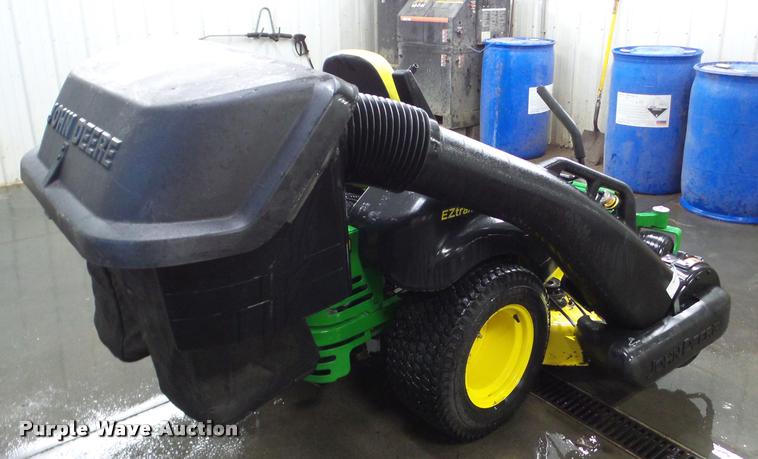 image for item DA1789 John Deere EZtrak ZTR lawn mower