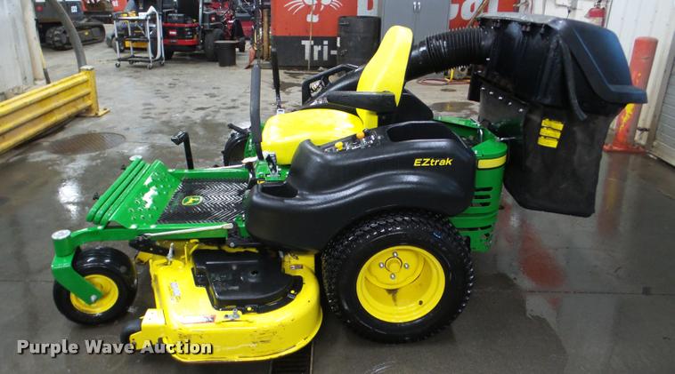image for item DA1789 John Deere EZtrak ZTR lawn mower