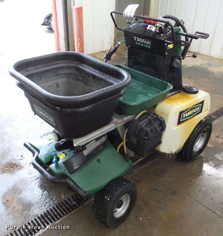 image for item DA1854 Turfco T3000i Series applicator