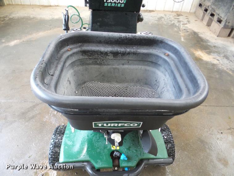 image for item DA1854 Turfco T3000i Series applicator