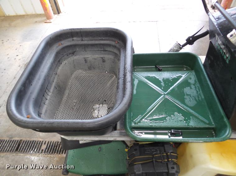 image for item DA1854 Turfco T3000i Series applicator