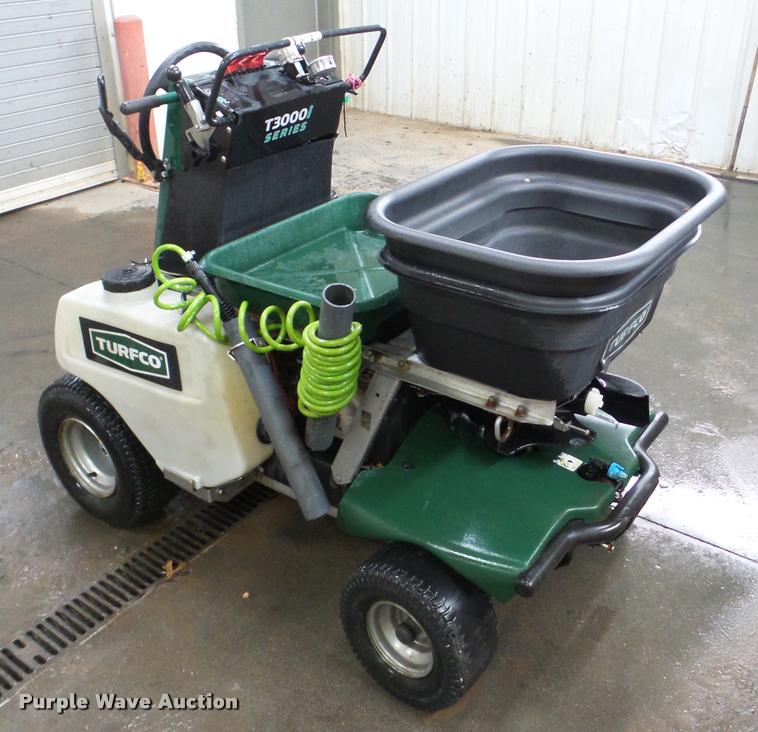 image for item DA1855 Turfco T3000i Series applicator