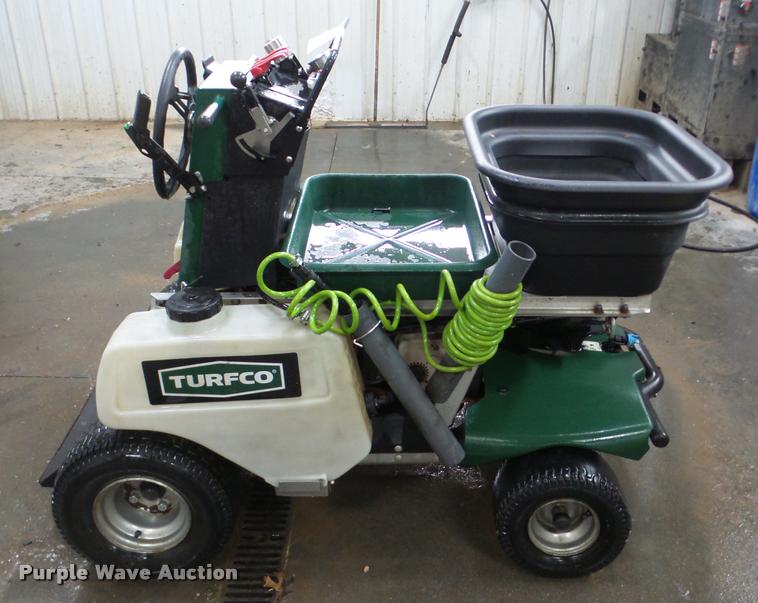 image for item DA1855 Turfco T3000i Series applicator