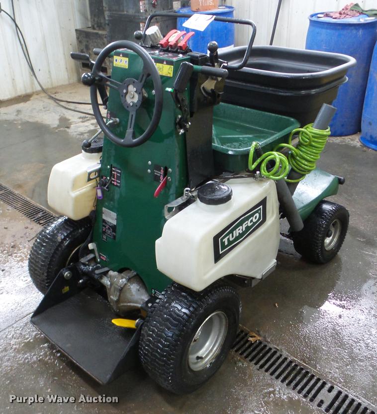 image for item DA1855 Turfco T3000i Series applicator