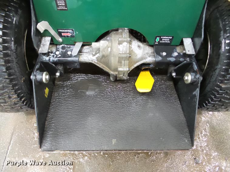 image for item DA1855 Turfco T3000i Series applicator