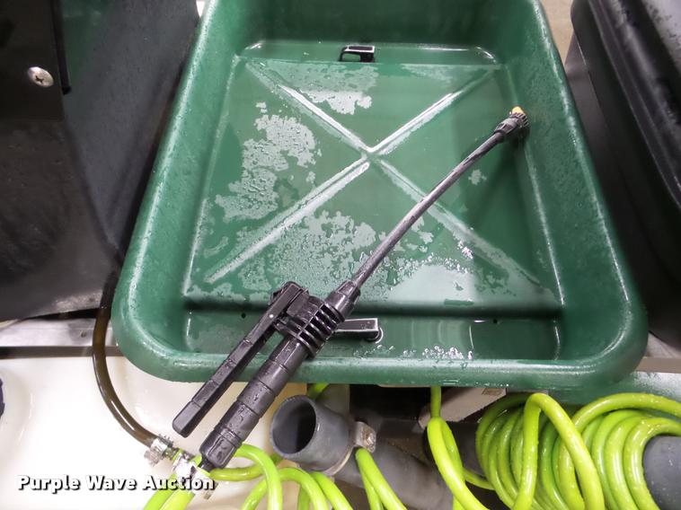 image for item DA1855 Turfco T3000i Series applicator