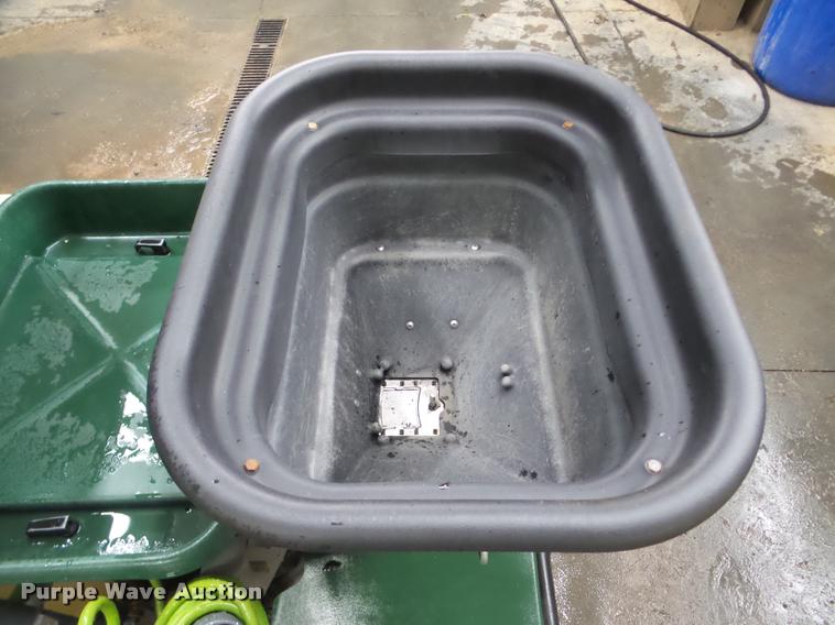 image for item DA1855 Turfco T3000i Series applicator