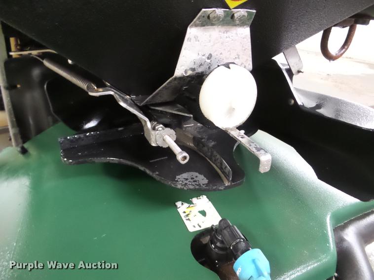 image for item DA1855 Turfco T3000i Series applicator