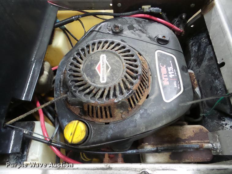 image for item DA1855 Turfco T3000i Series applicator