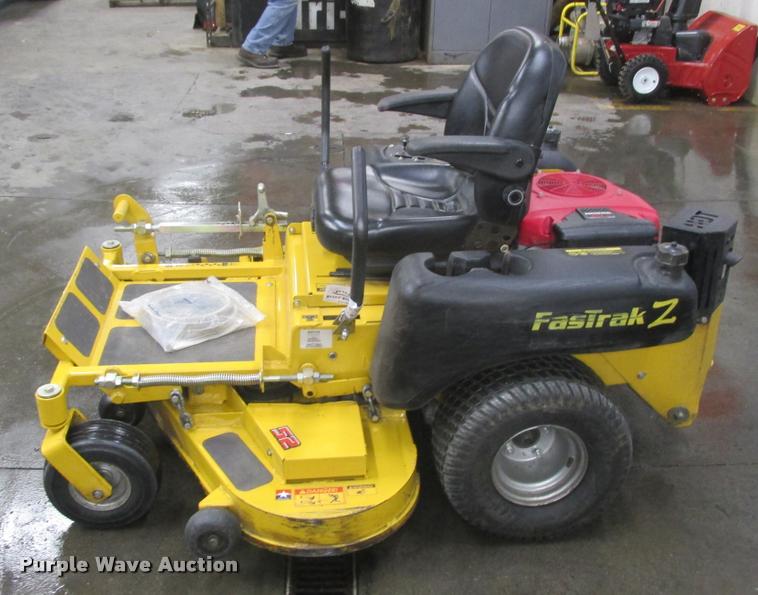 image for item K6134 Hustler Fast Track lawn mower