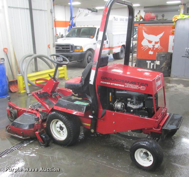 image for item K6140 Toro Groundsmaster 325D lawn mower