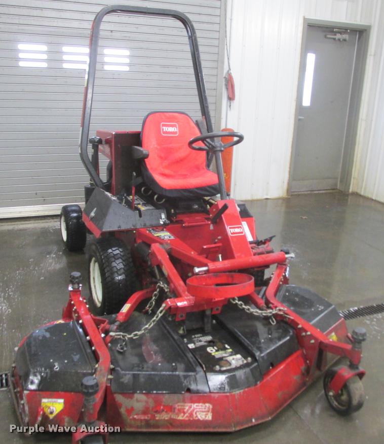 image for item K6140 Toro Groundsmaster 325D lawn mower