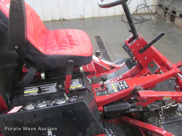 image for item K6140 Toro Groundsmaster 325D lawn mower
